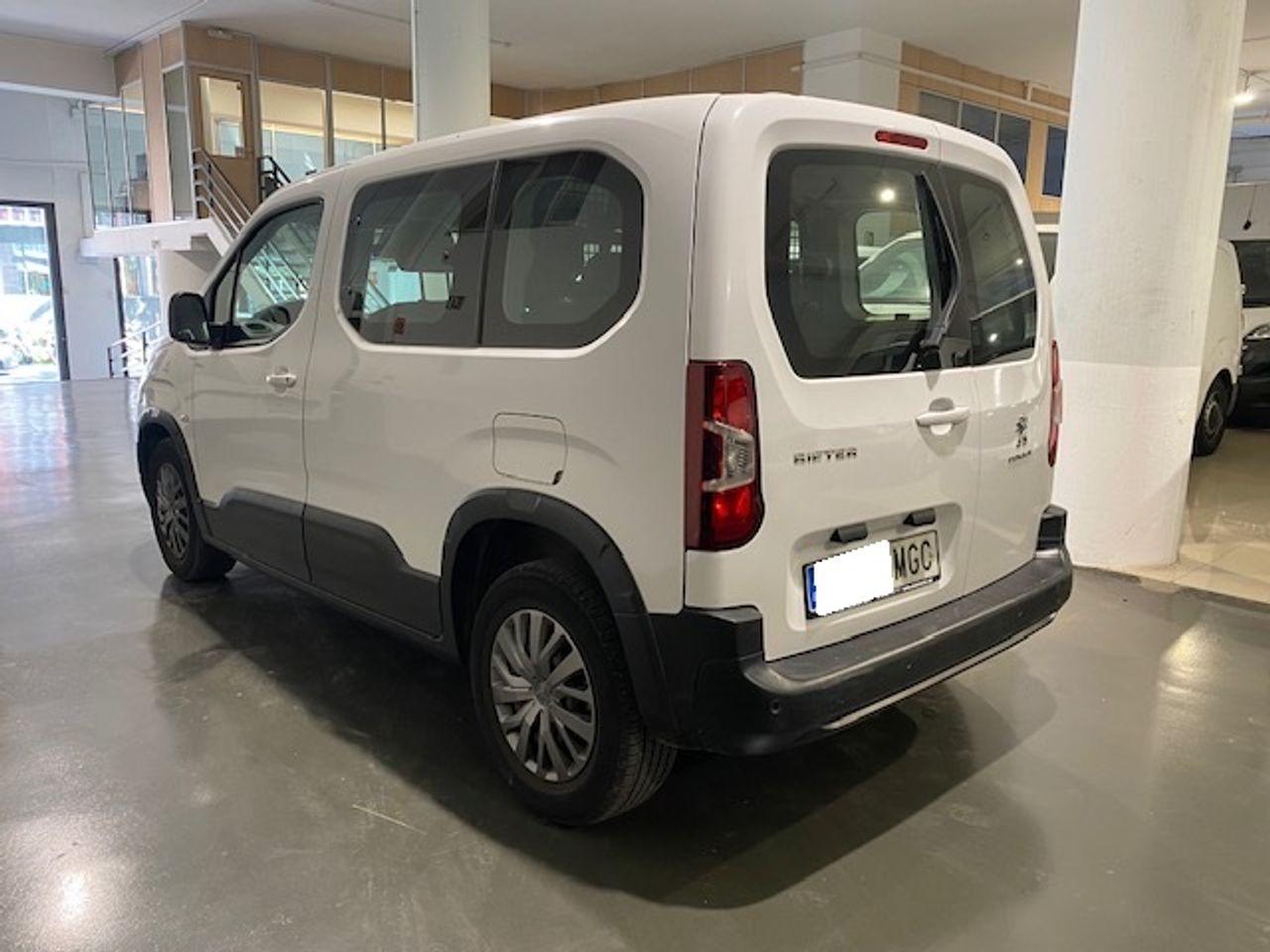 Peugeot Rifter Active Pack Business BlueHDI 100cv - GARANTIA MECANICA - Foto 7