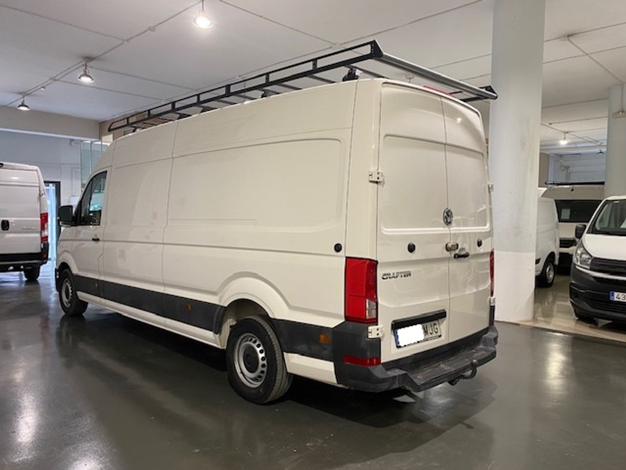 Volkswagen Crafter 35 Furgon BL TA L4H3 2.0TDI 103kW 140CV - GARANTIA FÁBRICA 07/2026 - Foto 6