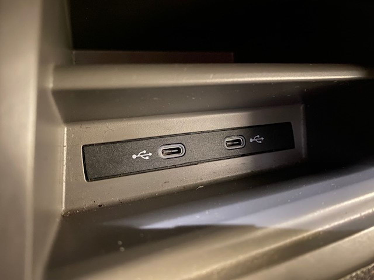 Volkswagen Crafter 35 Furgon BL TA L4H3 2.0TDI 103kW 140CV - GARANTIA FÁBRICA 07/2026 - Foto 30