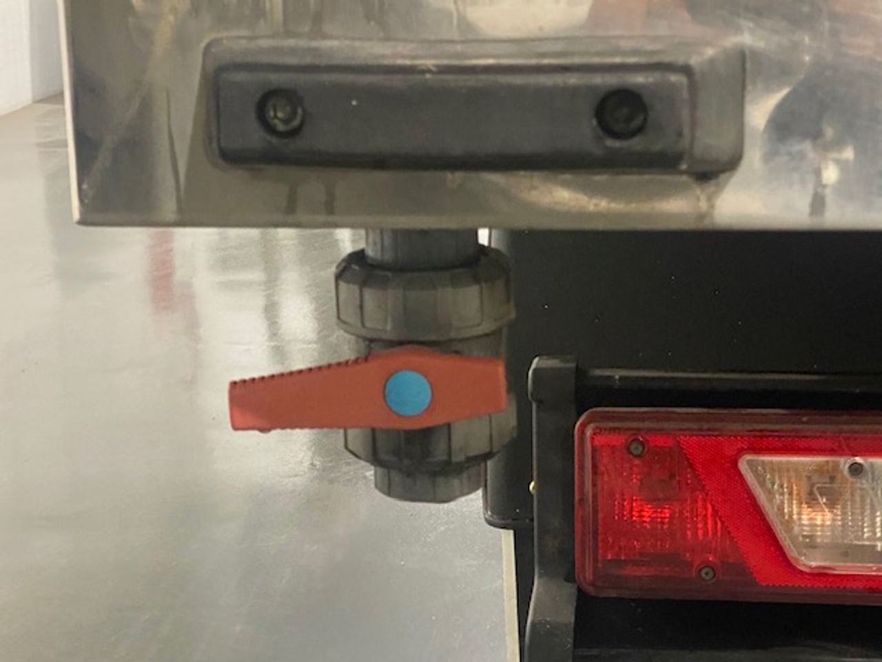 Ford Transit FT 350 Chasis Cabina 2.0 EcoBlue L2 Trend RWD 170cv - Foto 15