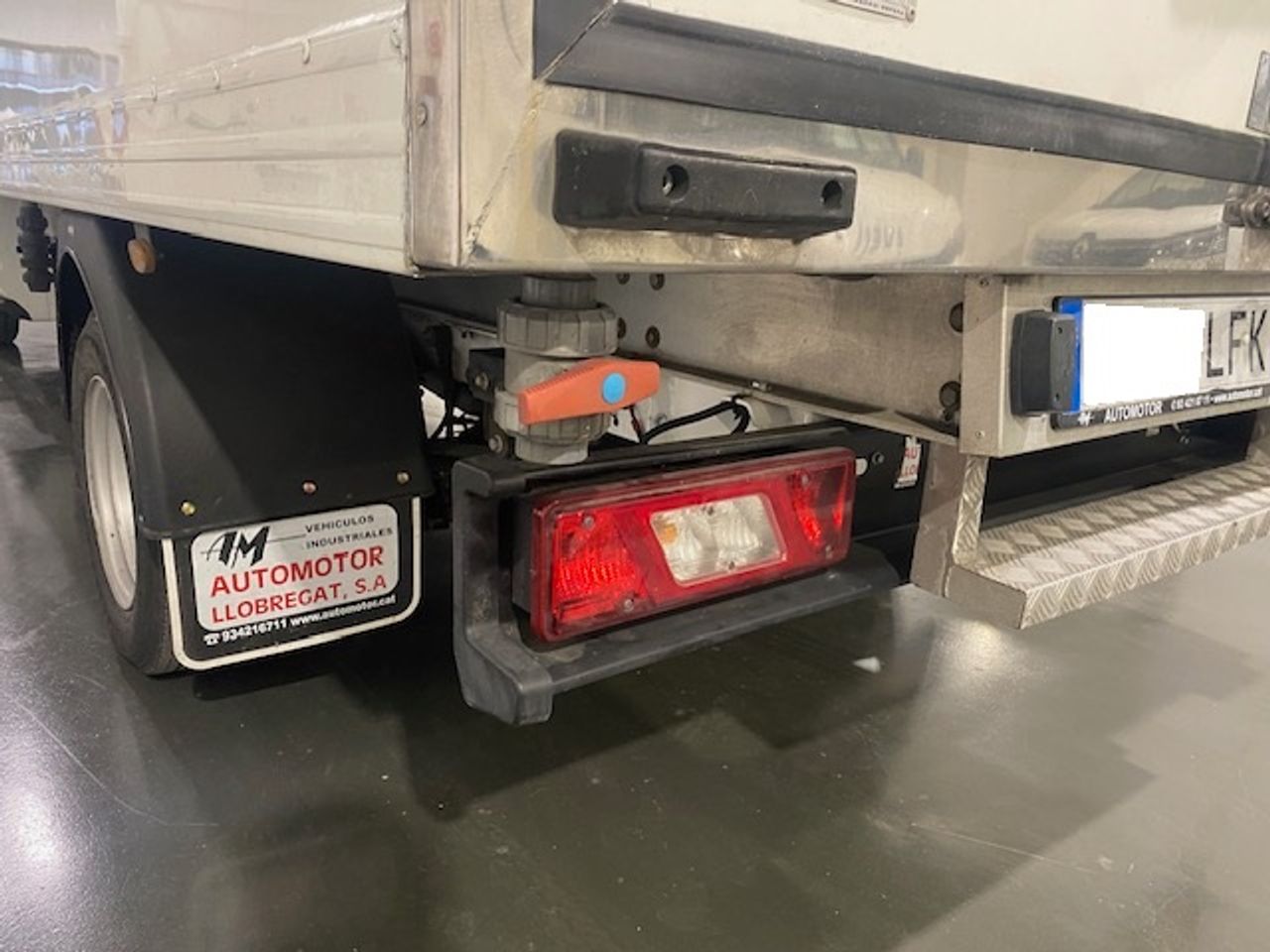 Ford Transit FT 350 Chasis Cabina 2.0 EcoBlue L2 Trend RWD 170cv - Foto 17