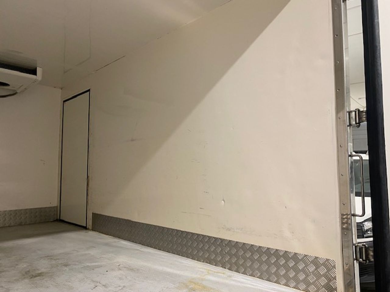 Ford Transit FT 350 Chasis Cabina 2.0 EcoBlue L2 Trend RWD 170cv - Foto 13