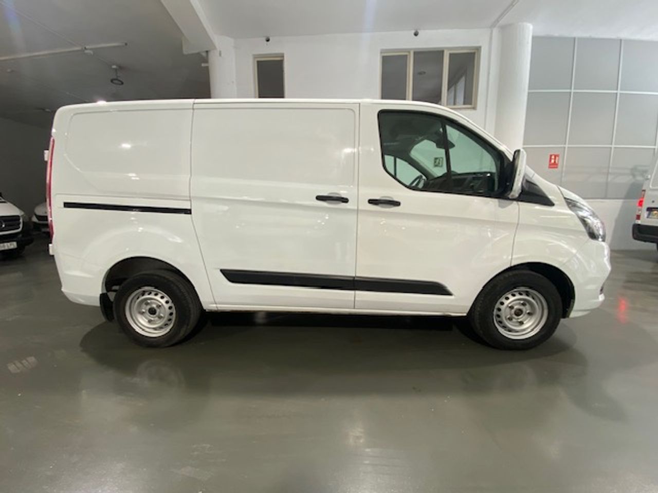 Ford Transit Custom Van 2.0 TDCI 96kW 280 L1 Trend - GARANTIA MECANICA - Foto 5
