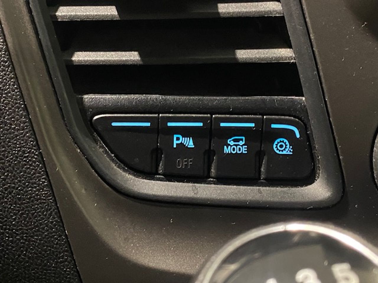 Ford Transit Custom Kombi 2.0 TDCI 320 L1 Trend - GARANTIA FÁBRICA 08/2026 - Foto 25