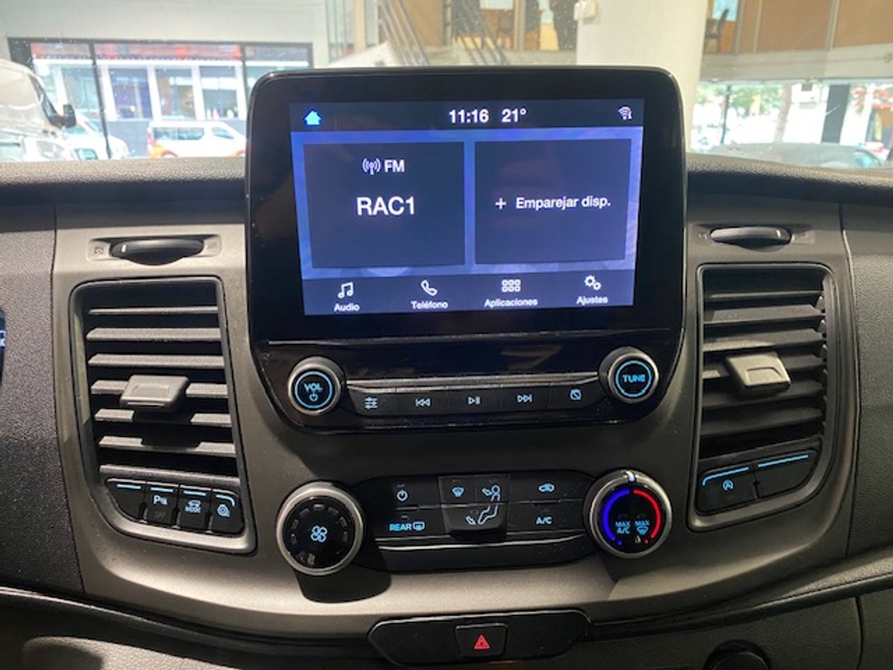 Ford Transit Custom Kombi 2.0 TDCI 320 L1 Trend - GARANTIA FÁBRICA 08/2026 - Foto 19