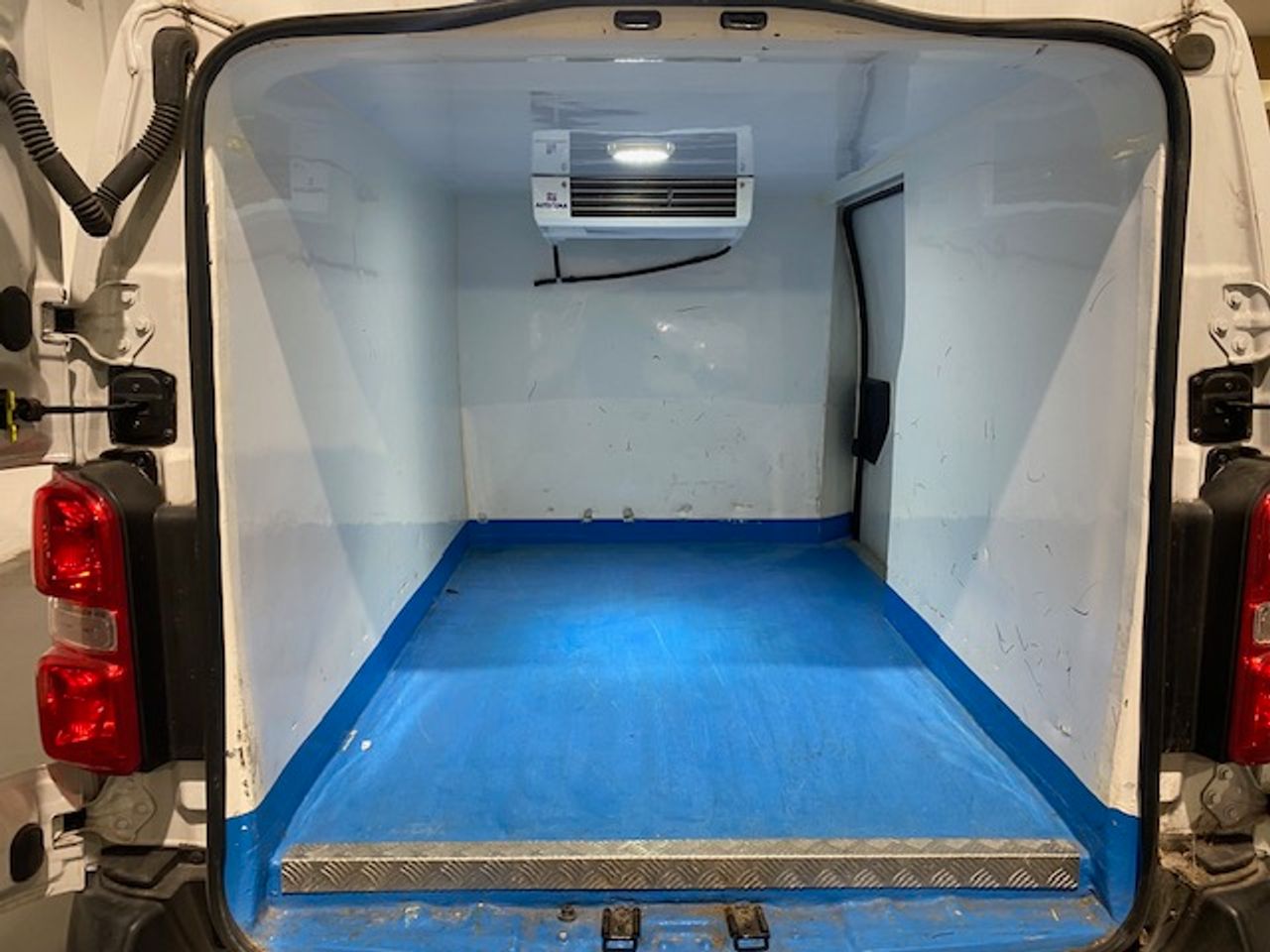 Fiat Scudo Furgon L2 100cv MT5 FRIGORÍCO DE MANTENIMIENTO - Foto 11