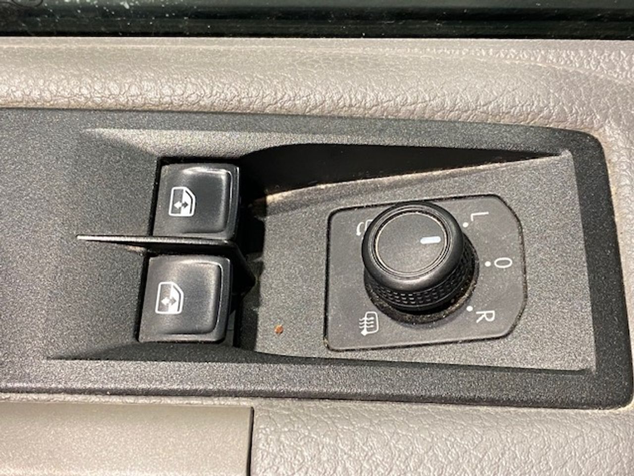 Volkswagen Crafter 35 Furgon BM TA L3H3 2.0TDI 103kW140CV - GARANTIA MECANICA - Foto 29