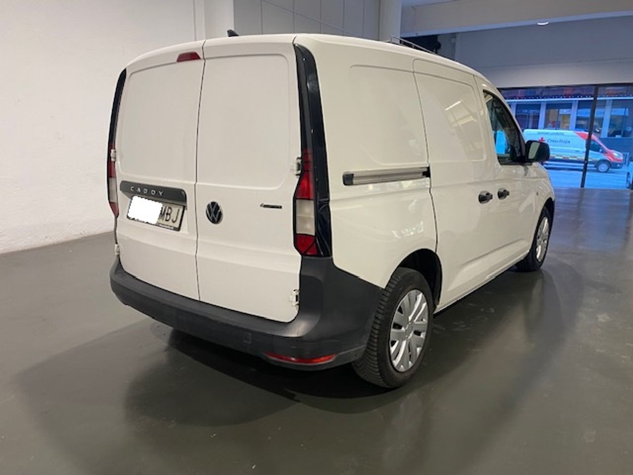 Volkswagen Caddy Cargo 2.0 TDI 90kW 122CV 4MOTION - GARANTIA MECANICA - Foto 8