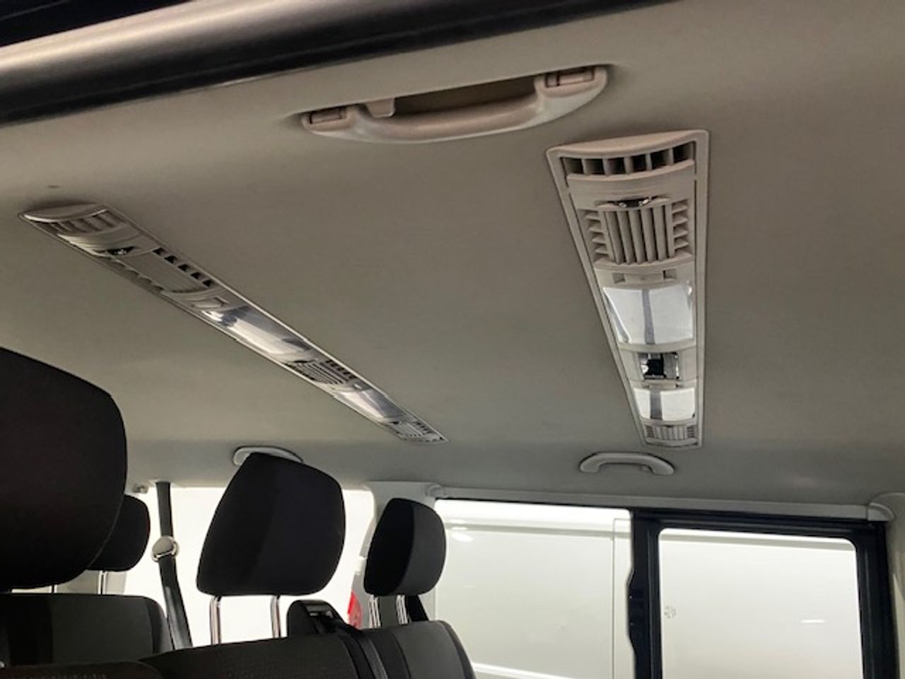 Volkswagen Caravelle Origin Corta 2.0 TDI 110kW BMT DSG - GARANTIA MECANICA - Foto 33