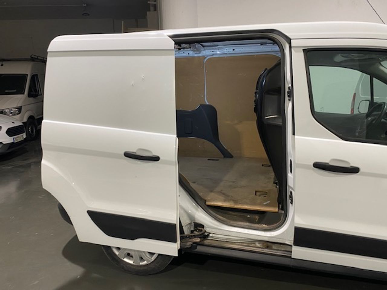 Ford Transit Connect Furgón L1 1.5TDCI 100CV 3 PLAZAS - GARANTIA MECANICA - Foto 9