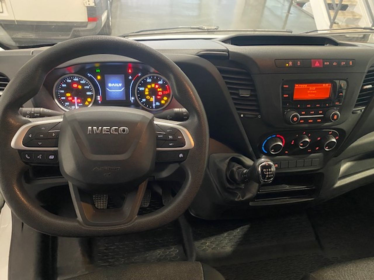 Iveco Daily Furgón 35S12 V 3520L H2 12.0 120cv - GARANTIA MECANICA - Foto 13