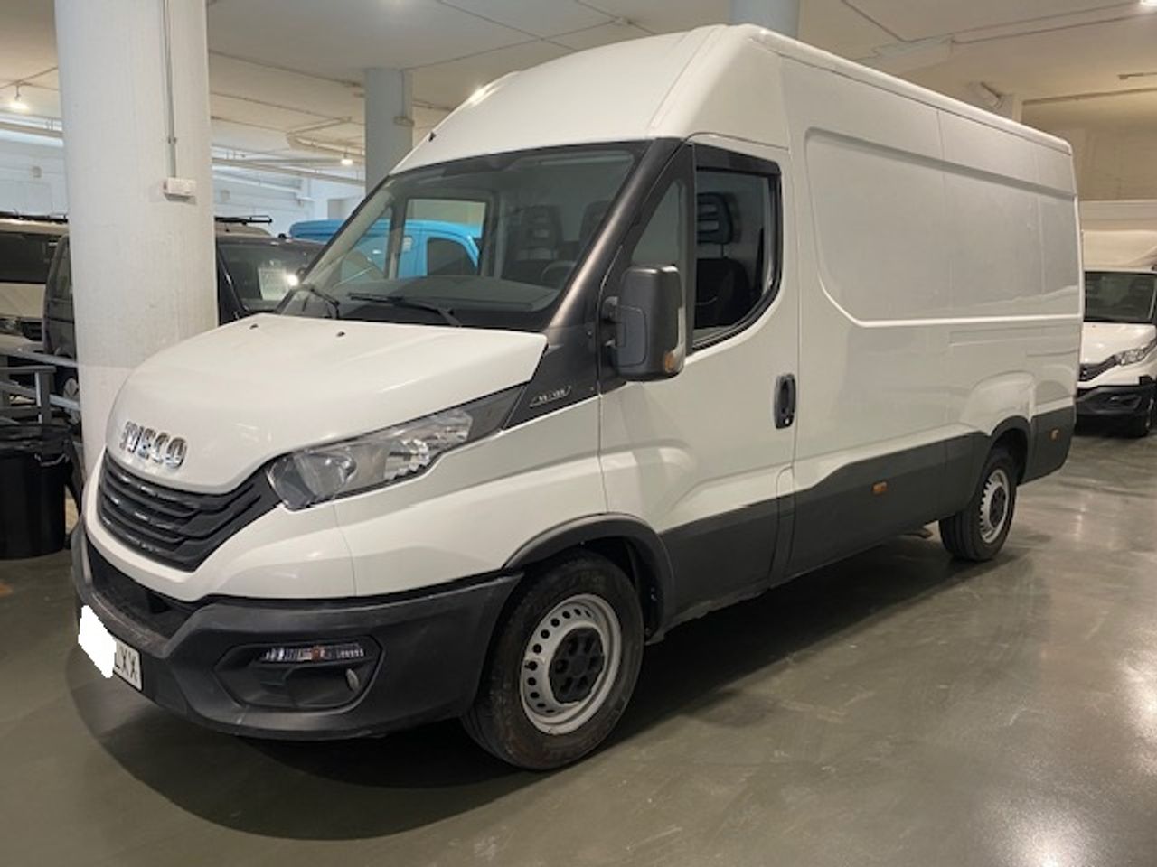 Iveco Daily Furgón 35S12 V 3520L H2 12.0 120cv - GARANTIA MECANICA - Foto 4