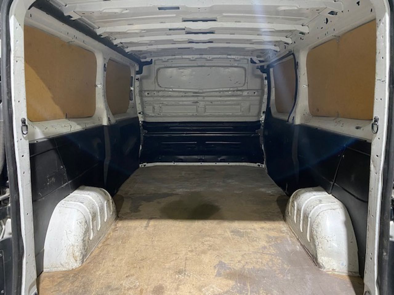 Nissan Primastar Furgon 29 L2H1 2.0 DCI 110cv  - GARANTIA FÁBRICA 06/2027 - Foto 10