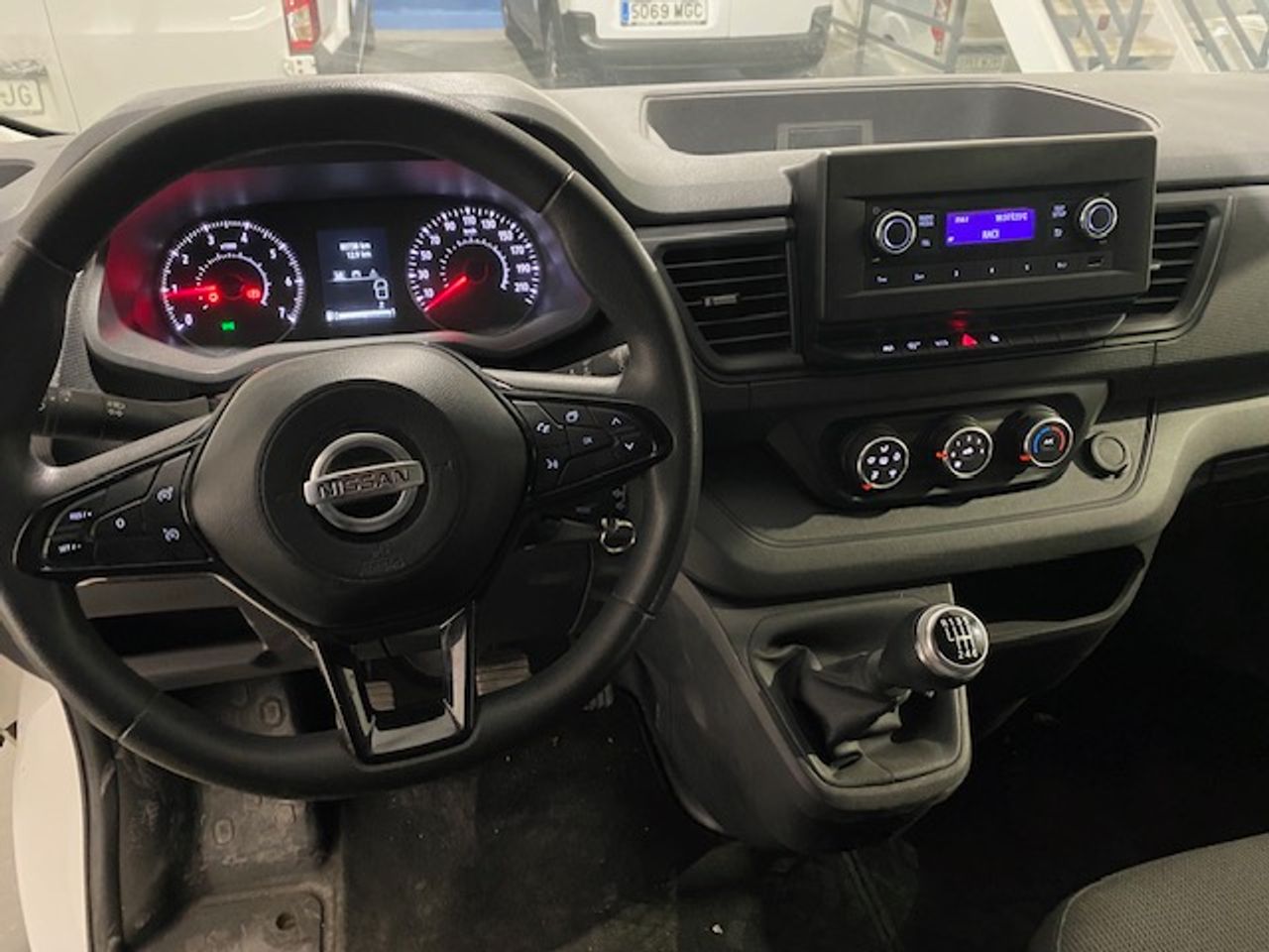 Nissan Primastar Furgon 29 L2H1 2.0 DCI 110cv  - GARANTIA FÁBRICA 06/2027 - Foto 13