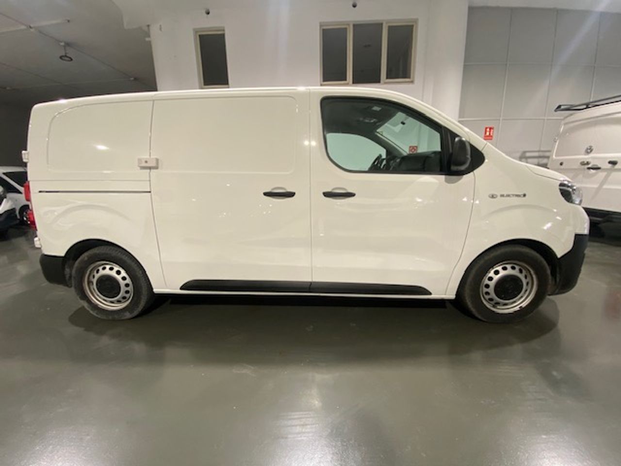 Toyota Proace Van 75kwh GX L1 - GARANTIA MECANICA - Foto 5