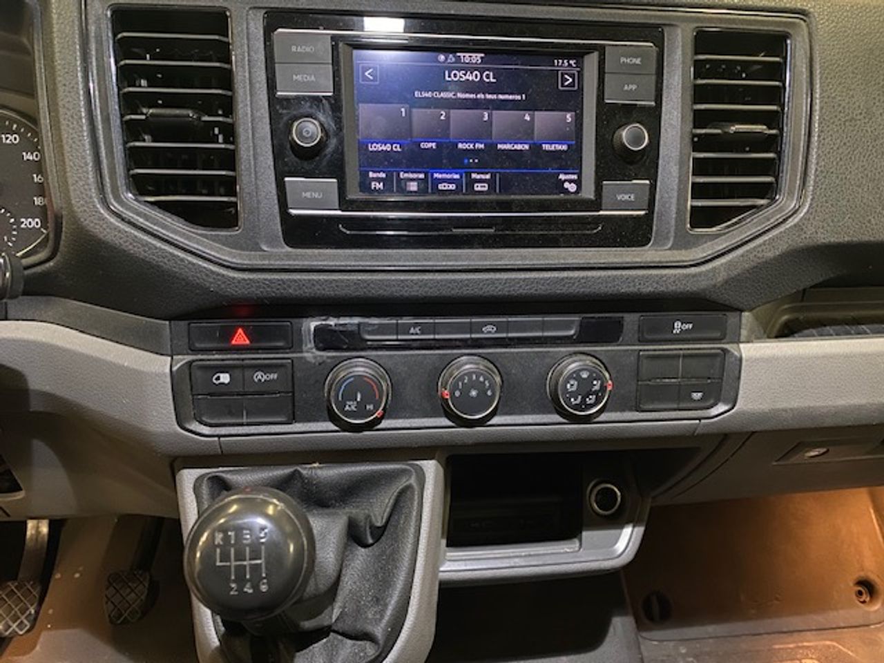 Volkswagen Crafter 35 Furgon BM TA L3H3 2.0TDI 103kW140CV - GARANTIA MECANICA - Foto 17