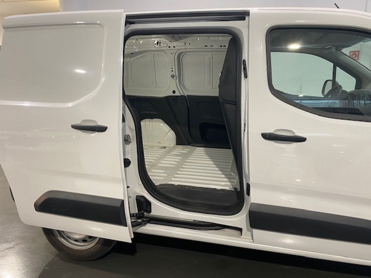 Opel Combo Cargo 1.5 TD 75kW 100CV Select L H1 1000kg - GARANTIA MECANICA - Foto 15