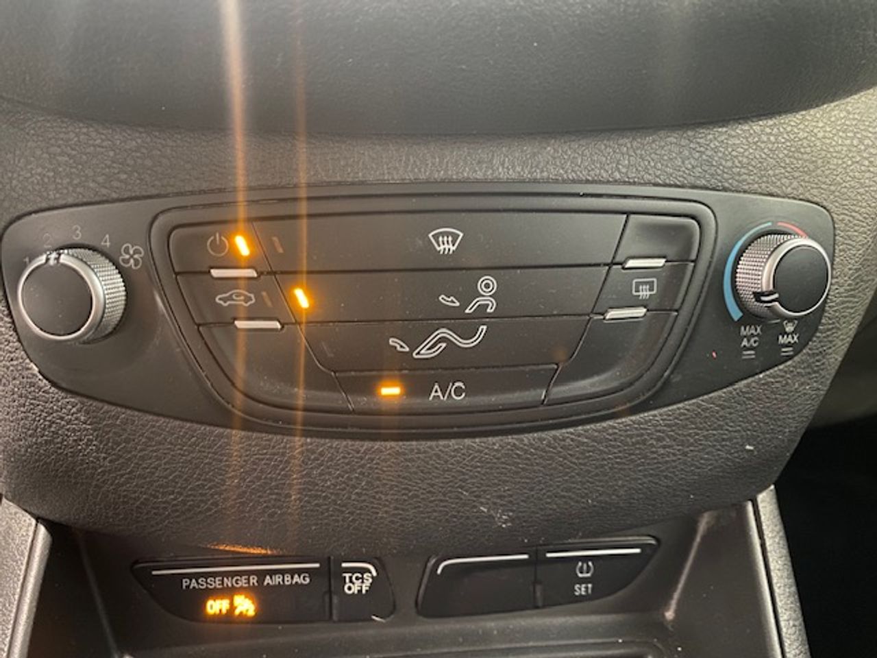 Ford Transit Courier Kombi 1.5 TDCi 71kW Trend - GARANTIA MECANICA - Foto 16