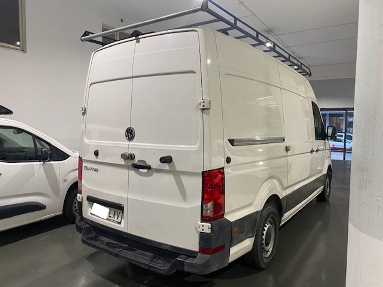 Volkswagen Crafter 35 Furgon BM TA L3H3 2.0TDI 103kW140CV - GARANTIA MECANICA - Foto 7