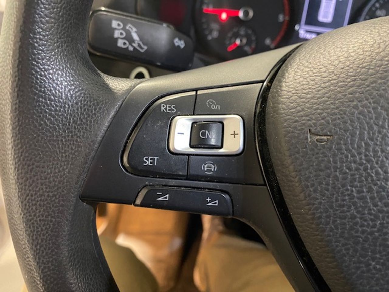 Volkswagen Crafter 35 Furgon BM TA L3H3 2.0TDI 103kW140CV - GARANTIA MECANICA - Foto 27