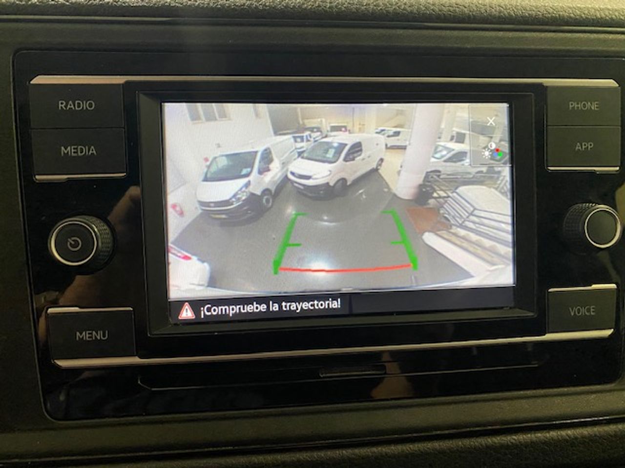 Volkswagen Crafter 35 Furgon BM TA L3H3 2.0TDI 103kW140CV - GARANTIA MECANICA - Foto 19