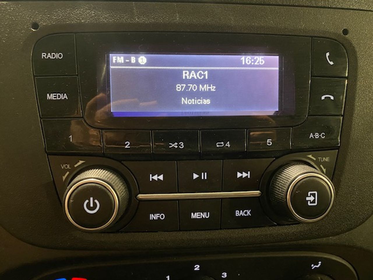 Iveco Daily 35c16 3750 Caja Cerrada - GARANTIA MECANICA - Foto 17