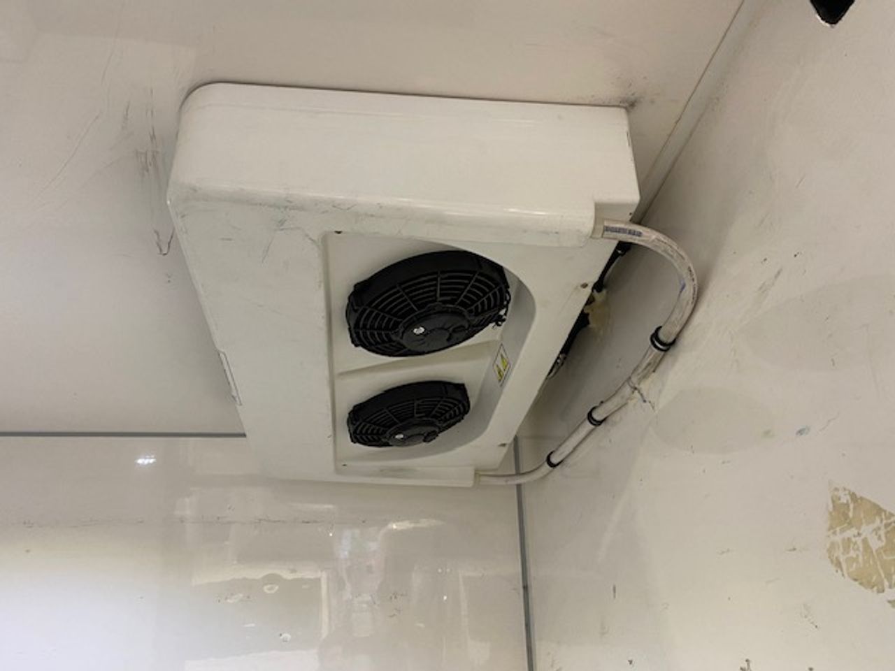 Iveco Daily Furgón 35S16 L2H2 FRIGORIFICO - GARANTIA MECANICA - Foto 17