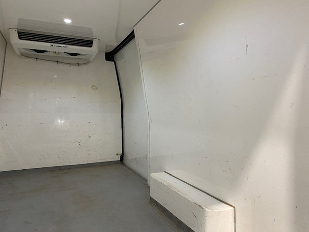 Iveco Daily Furgón 35S16 L2H2 FRIGORIFICO - GARANTIA MECANICA - Foto 14