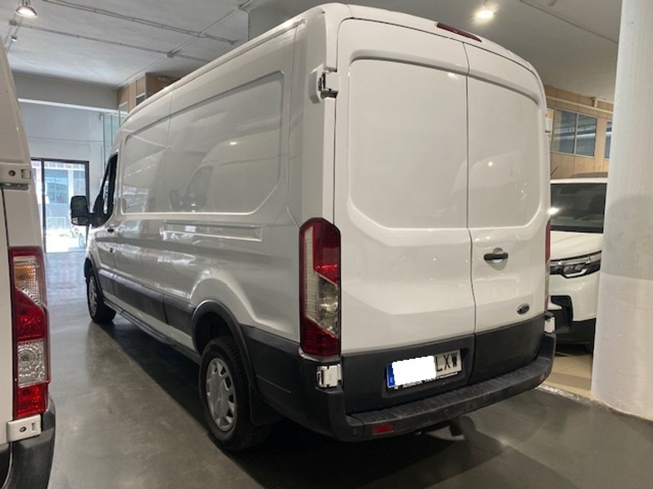 Ford Transit Furgon 2,0 EcoBlue L3H2 Trend 130cv - GARANTIA MECANICA - Foto 6