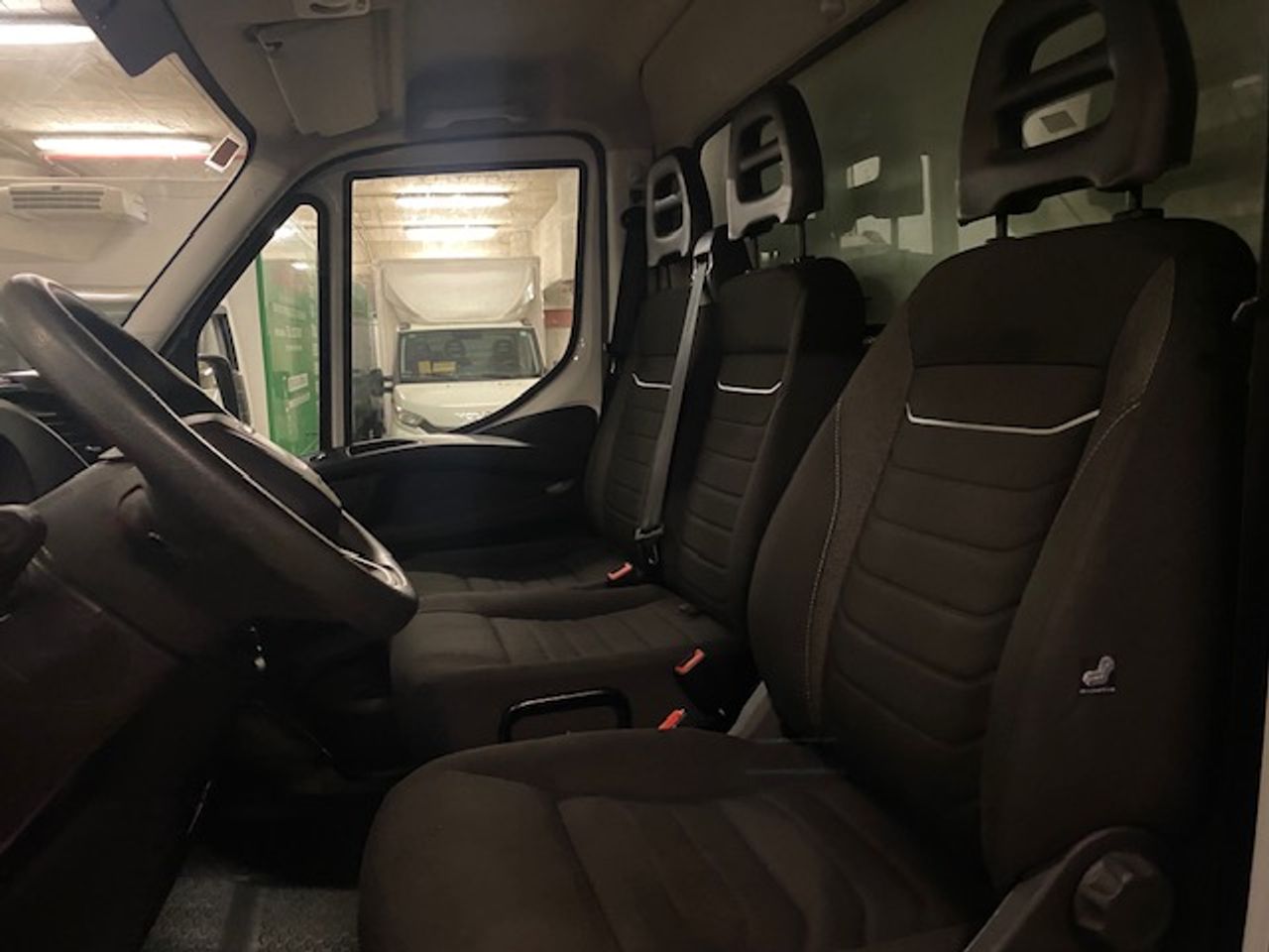 Iveco Daily 35c16 3750 Caja Cerrada PLATAFORMA ELEVADORA - GARANTIA MECANICA - Foto 26