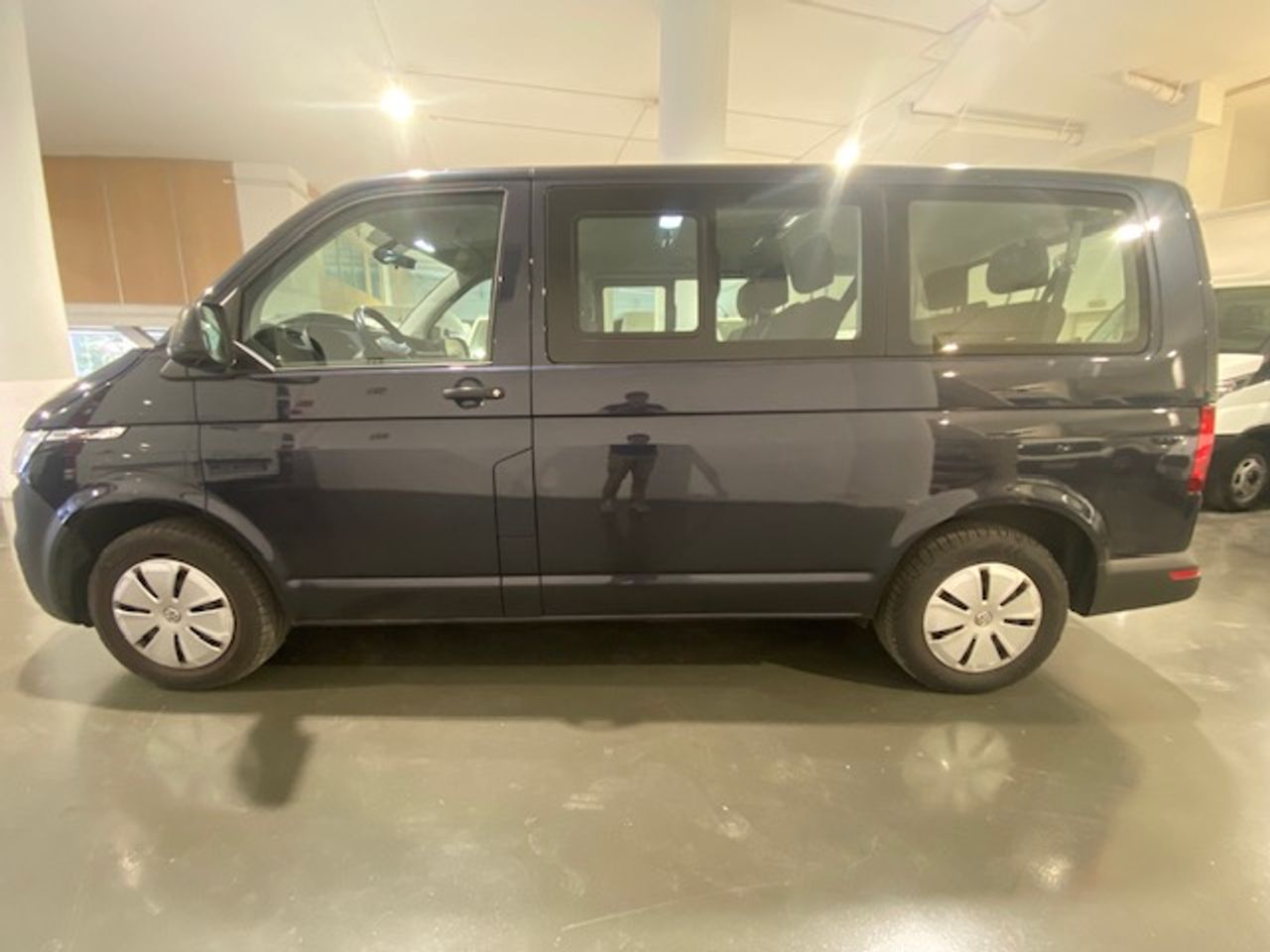 Volkswagen Caravelle Origin Corta 2.0 TDI 110kW BMT DSG - GARANTIA MECANICA - Foto 5