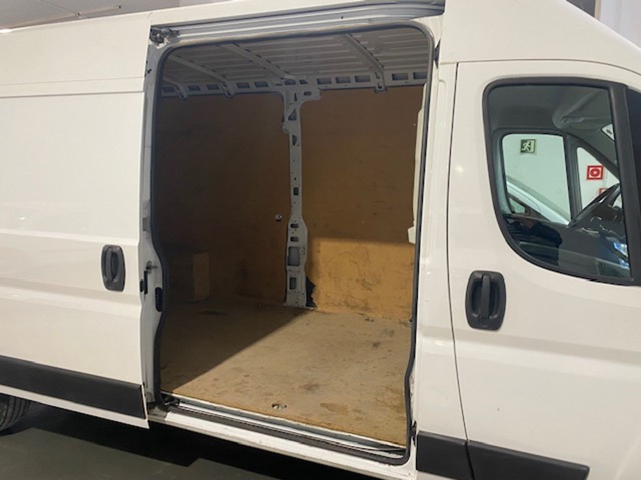 Citroën Jumper Furgon 35 L3H2 BlueHDi 103KW 140CV - GARANTIA MECANICA - Foto 14