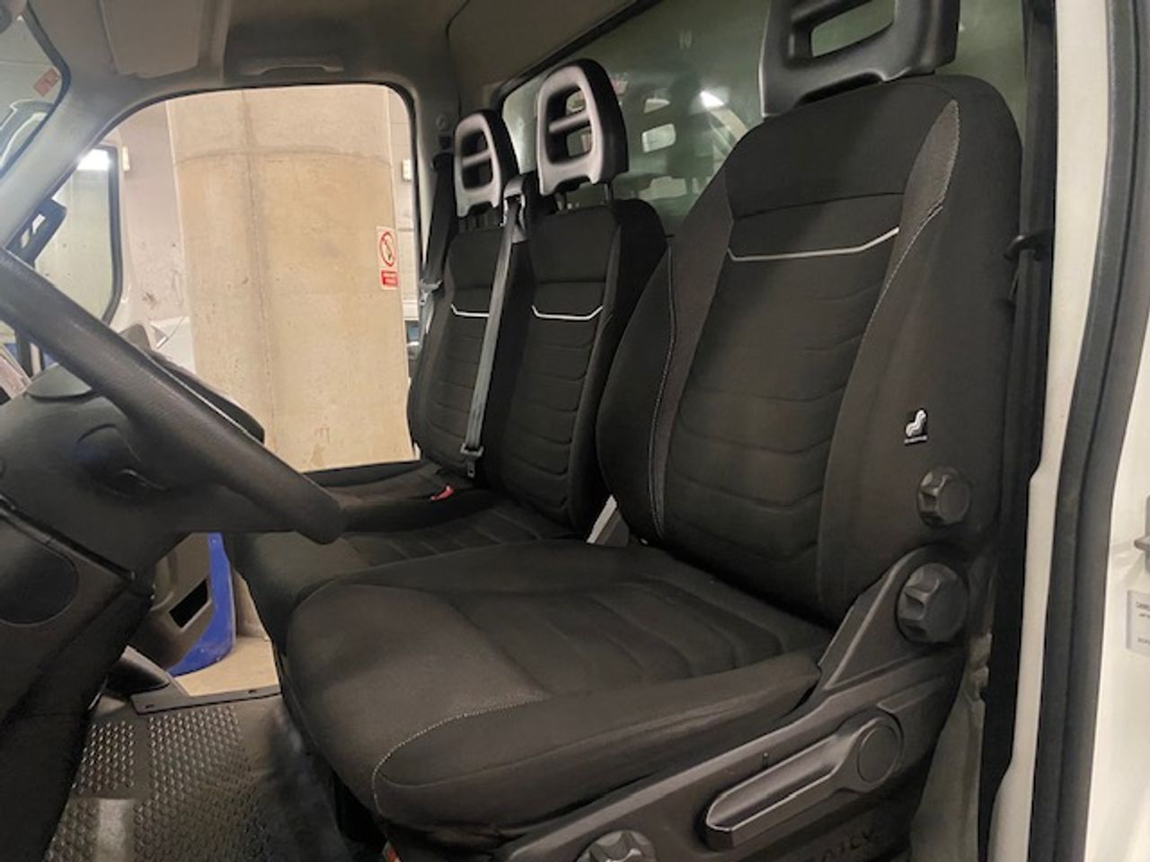 Iveco Daily 35c14 3450 Caja Cerrada PLATAFORMA ELEVADORA - GARANTIA MECANICA - Foto 29