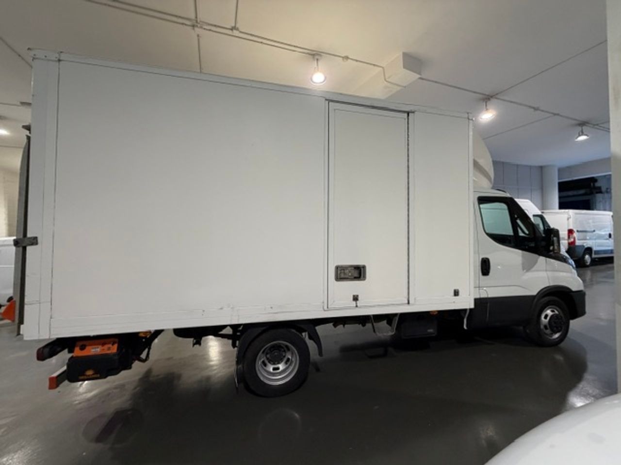 Iveco Daily 35c14 3450 Caja Cerrada PLATAFORMA ELEVADORA - GARANTIA MECANICA - Foto 5