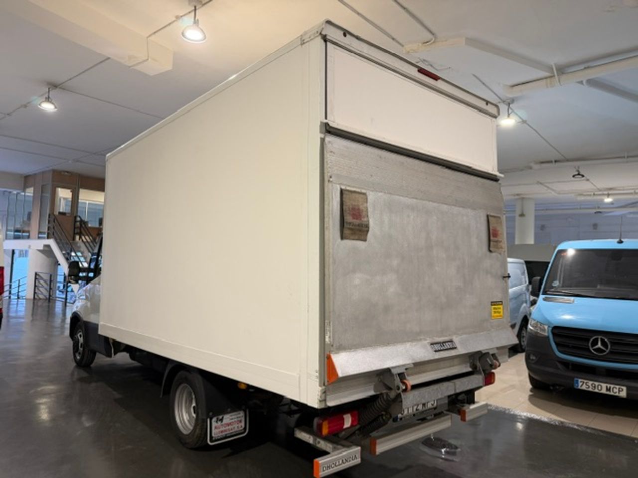 Iveco Daily 35c14 3450 Caja Cerrada PLATAFORMA ELEVADORA - GARANTIA MECANICA - Foto 6