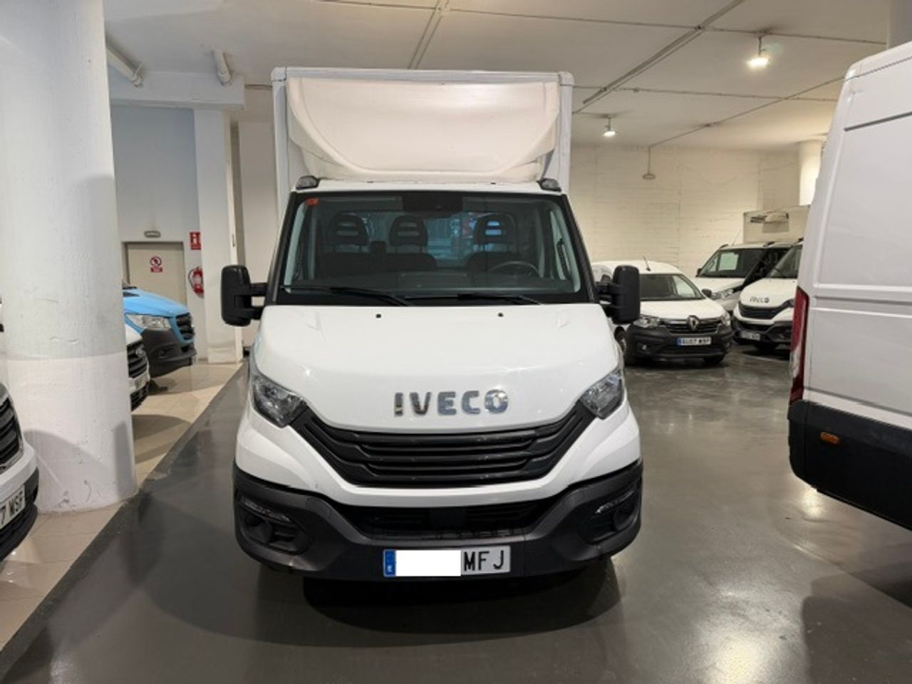 Iveco Daily 35c14 3450 Caja Cerrada PLATAFORMA ELEVADORA - GARANTIA MECANICA - Foto 3
