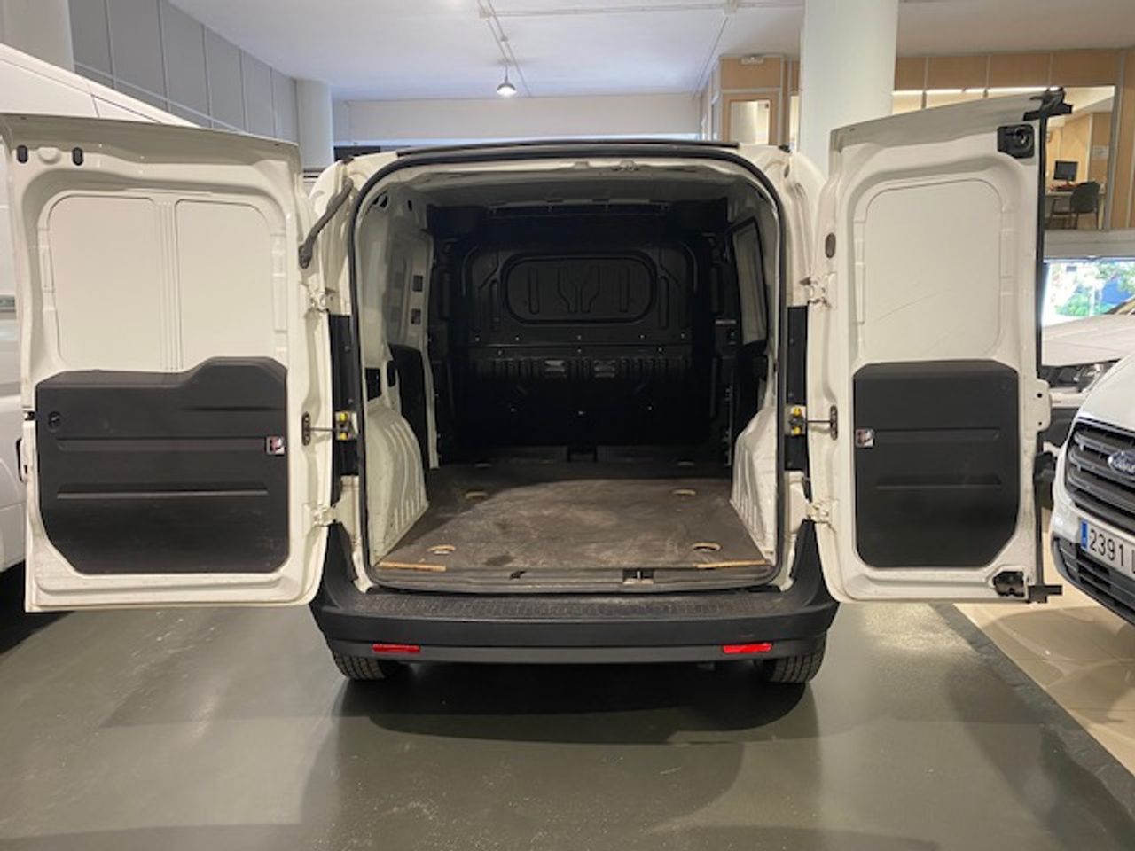 Fiat Doblò Cargo SX 1.3 Mjet 70 kW 95cv - GARANTIA MECANICA - Foto 10