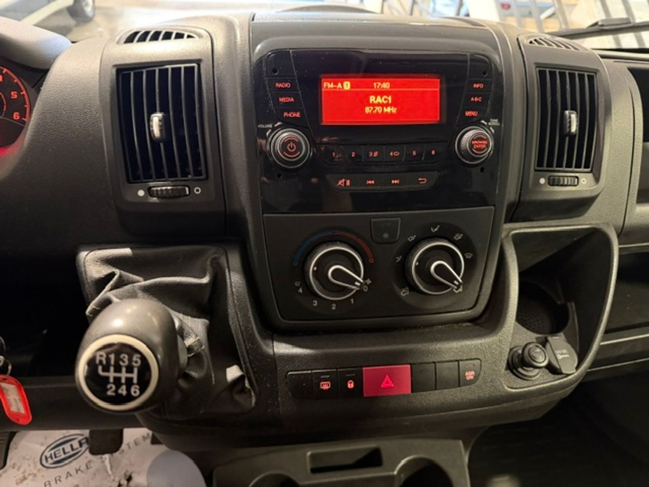Citroën Jumper Furgon 35 L3H3 BlueHDI 103KW (140cv) - GARANTIA MECANICA - Foto 16