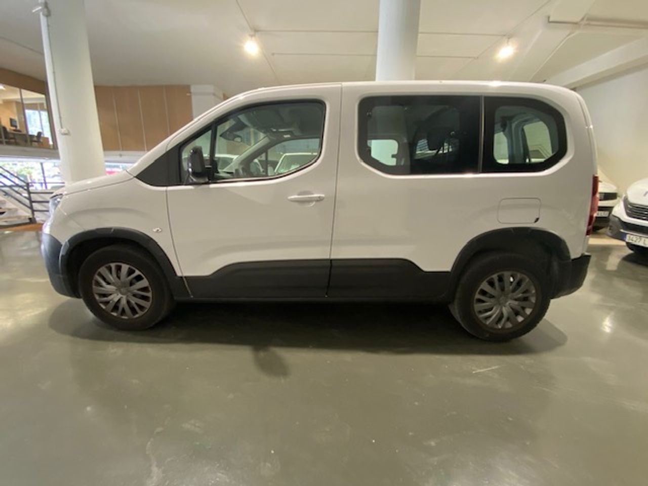 Peugeot Rifter Active Pack Business BlueHDI 100cv - GARANTIA MECANICA - Foto 5