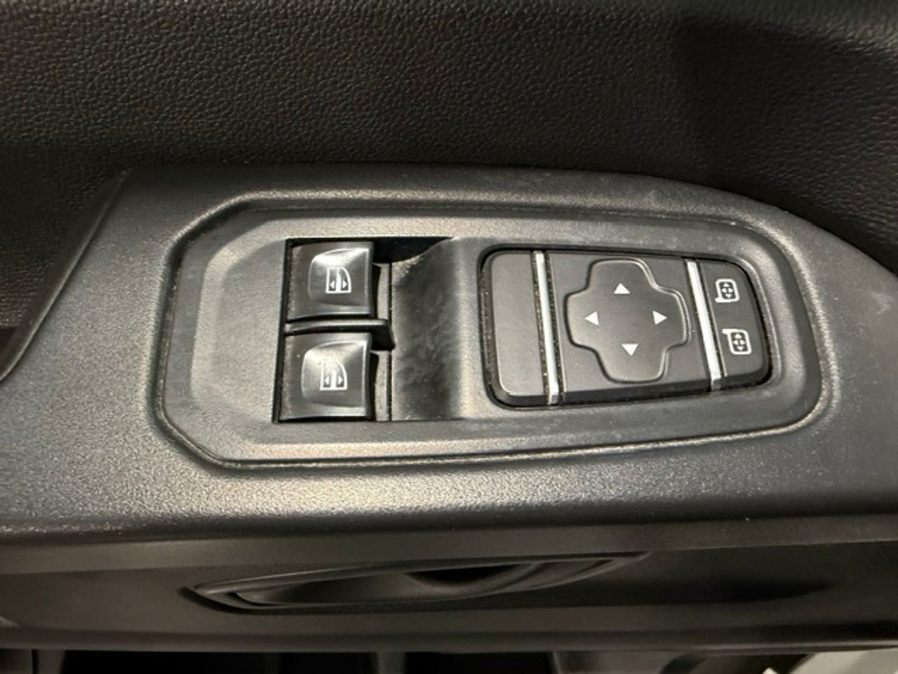 Nissan Primastar Furgon 29 L2H1 2.0 DCI 110cv  - GARANTIA MECANICA - Foto 22