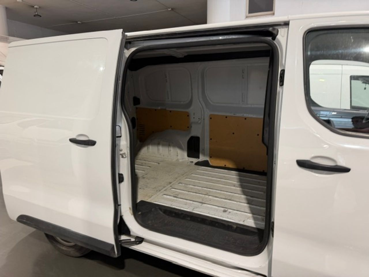Citroën Jumpy Furgón Talla M BlueHDi 120 S&S - GARANTIA FÁBRICA 04/2027 - Foto 14