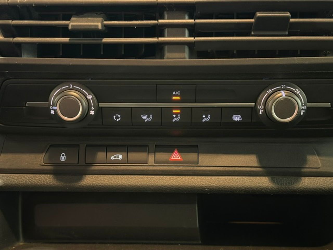 Citroën Jumpy Furgón Talla M BlueHDi 120 S&S - GARANTIA FÁBRICA 04/2027 - Foto 20