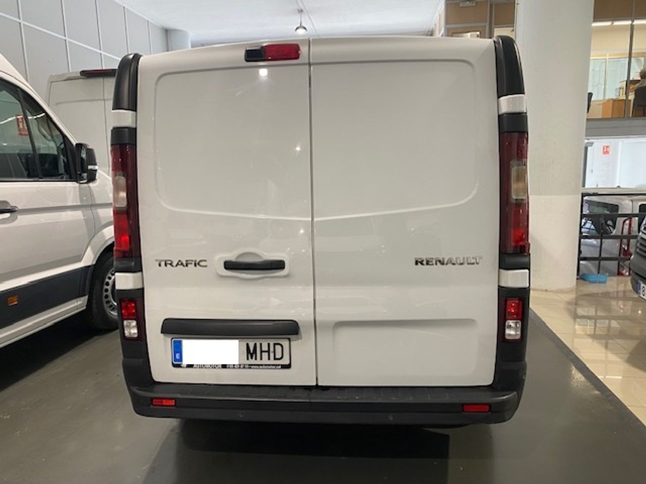 Renault Trafic Furgon L1H1 Blue dCi 130 CV - GARANTIA FÁBRICA 06/2027 - Foto 8
