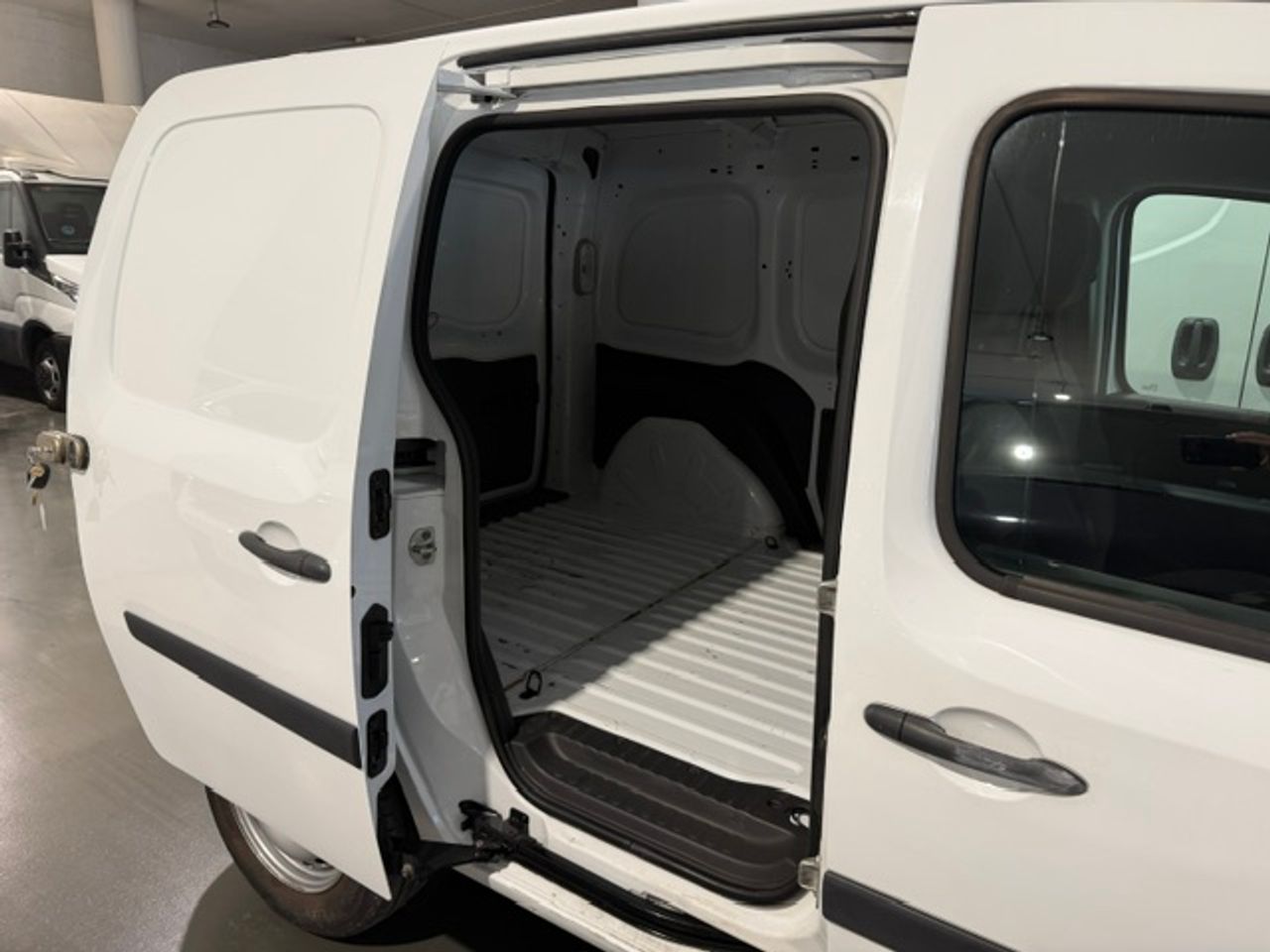 Renault Kangoo Furgon Profesional Blue dCi 59 kW 80CV - GARANTIA MECANICA - Foto 12