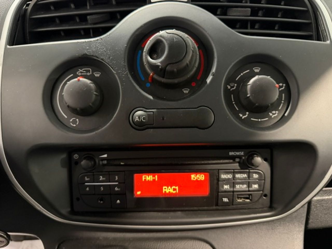 Renault Kangoo Furgon Profesional Blue dCi 59 kW 80CV - GARANTIA MECANICA - Foto 16