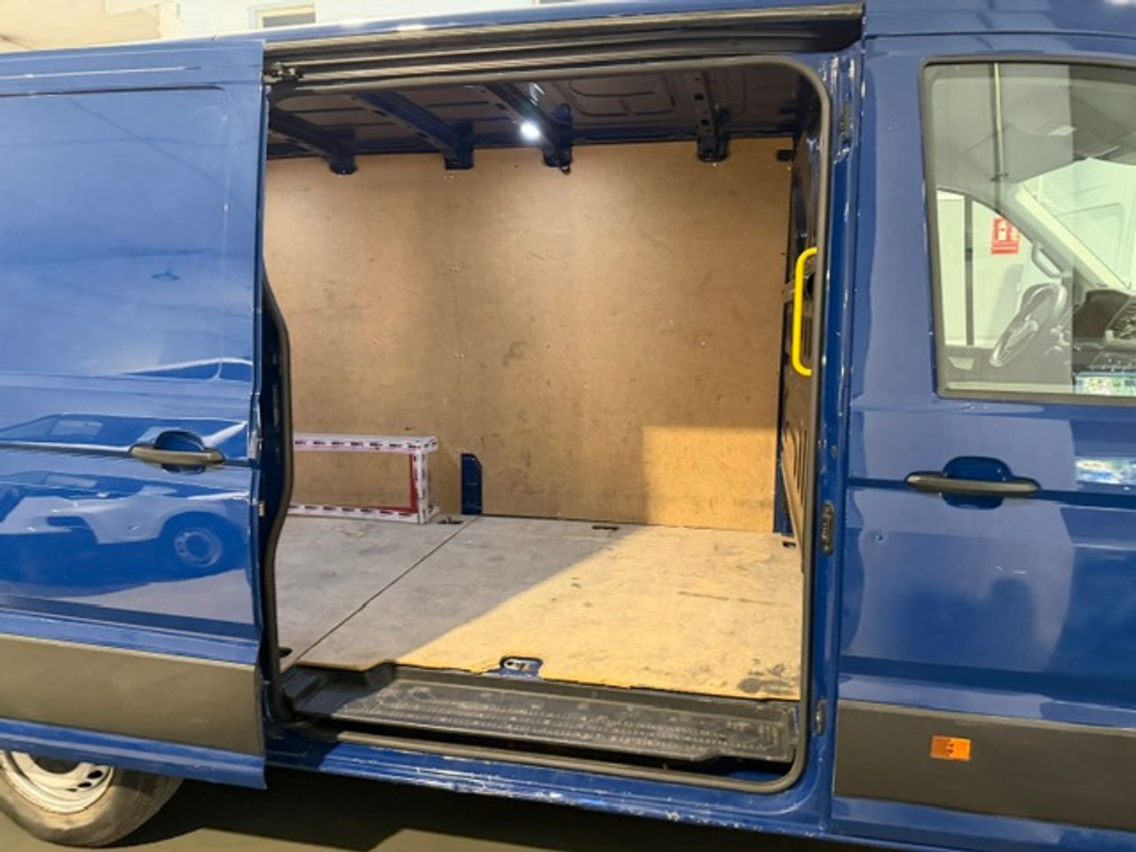 Volkswagen Crafter Furgón 30 BM TN L3H2 2,0TDI 103KW - Foto 13