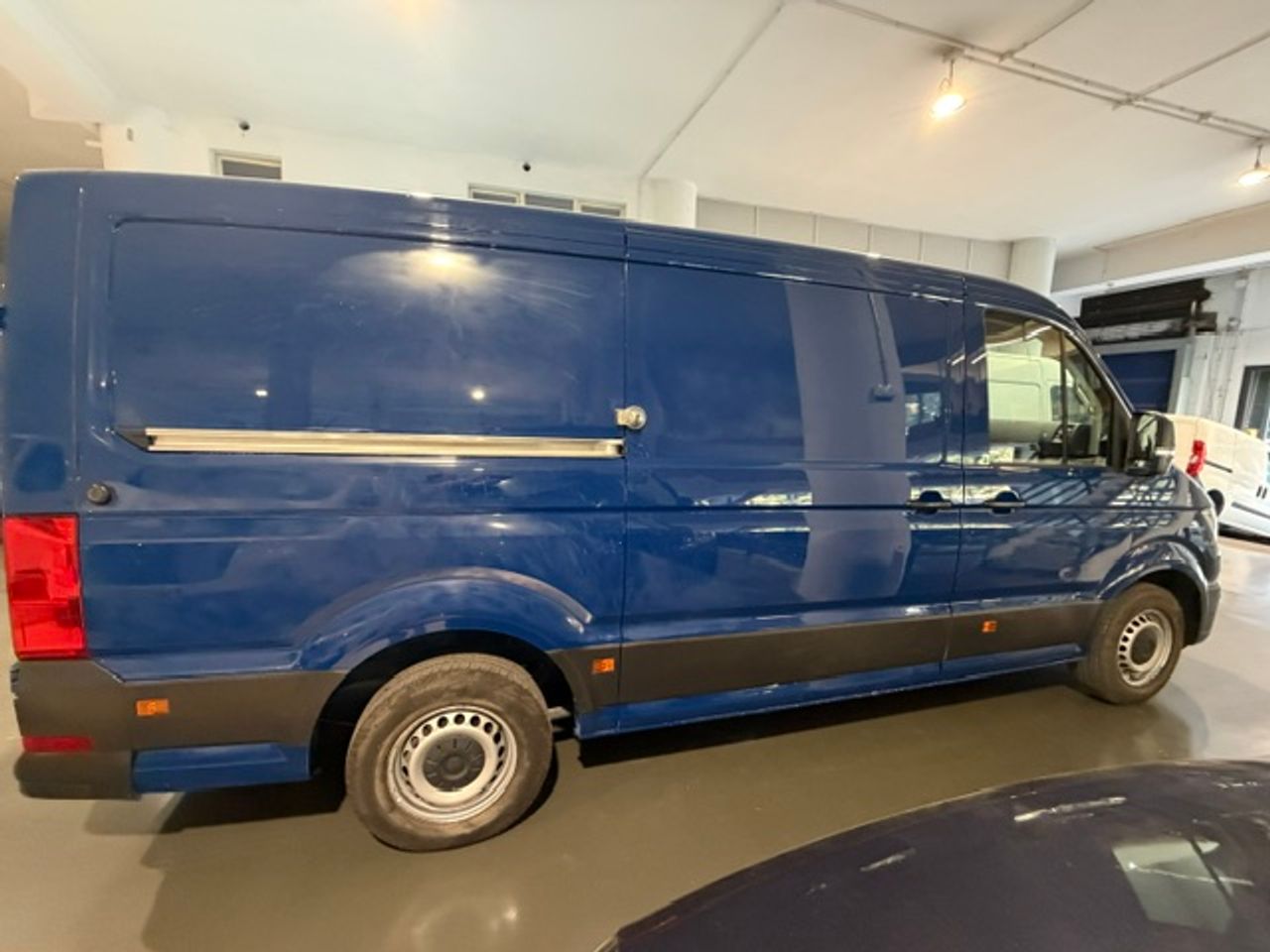 Volkswagen Crafter Furgón 30 BM TN L3H2 2,0TDI 103KW - Foto 5