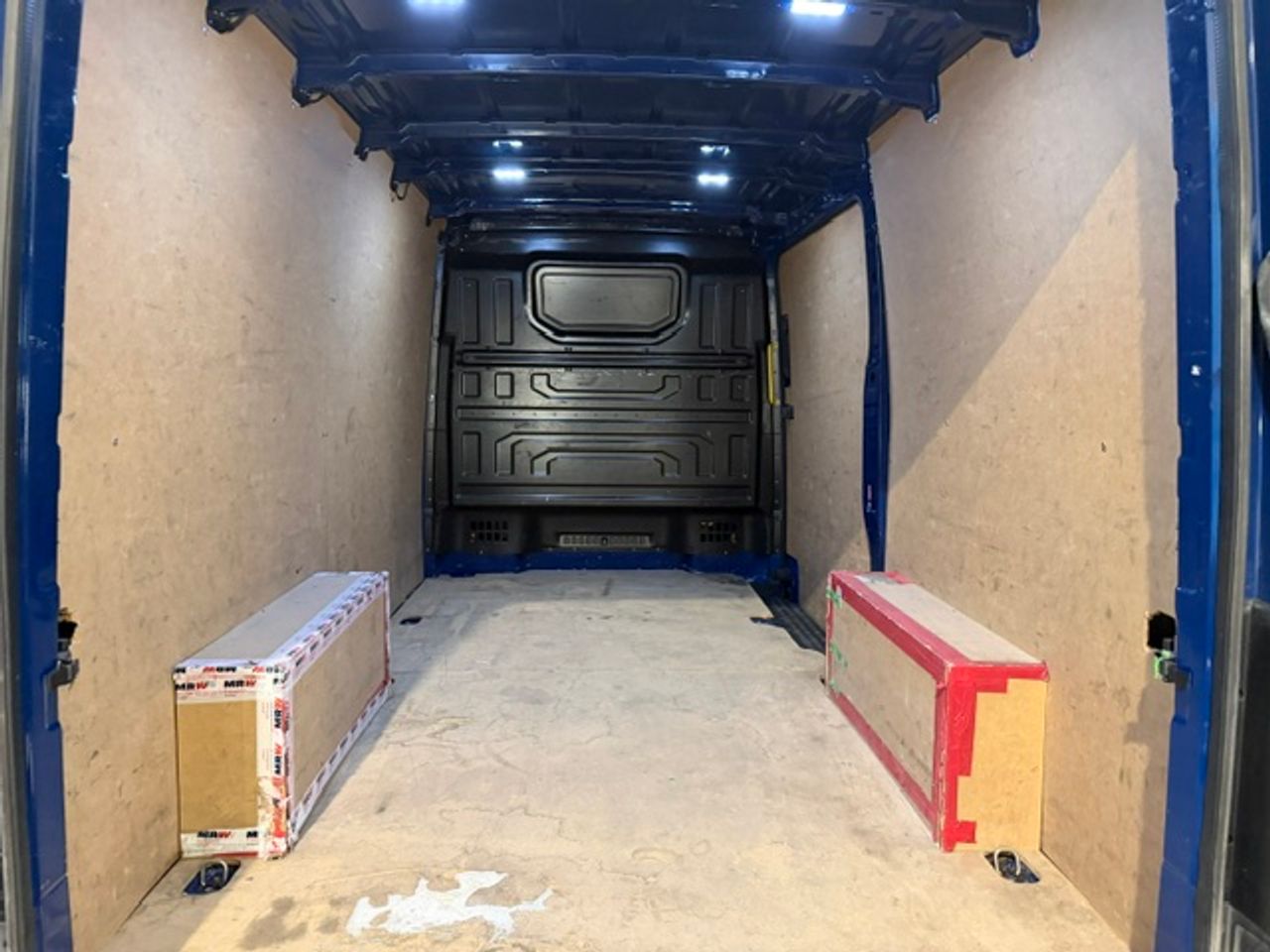 Volkswagen Crafter Furgón 30 BM TN L3H2 2,0TDI 103KW - Foto 12