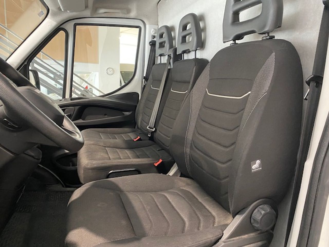 Iveco Daily Furgón 35S16 V 3520 L4H2 16.0 160cv - GARANTIA MECANICA - Foto 25