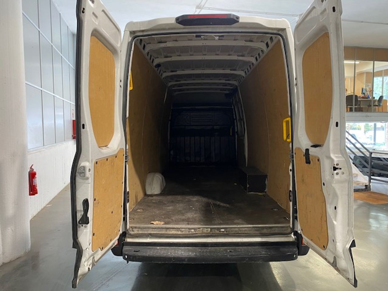 Iveco Daily Furgón 35S16 V 3520 L4H2 16.0 160cv - GARANTIA MECANICA - Foto 9